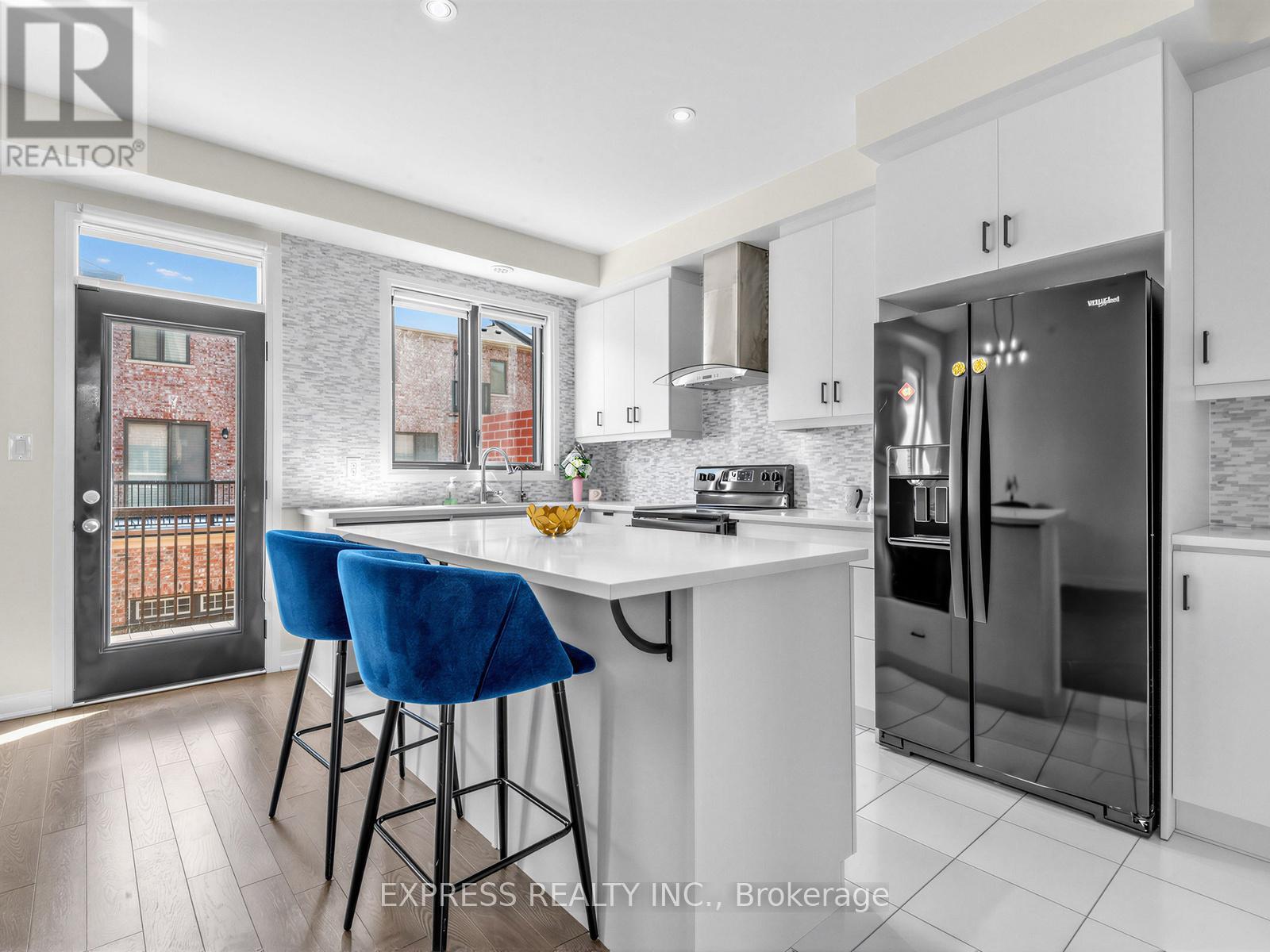 85 CASELY AVENUE - 7