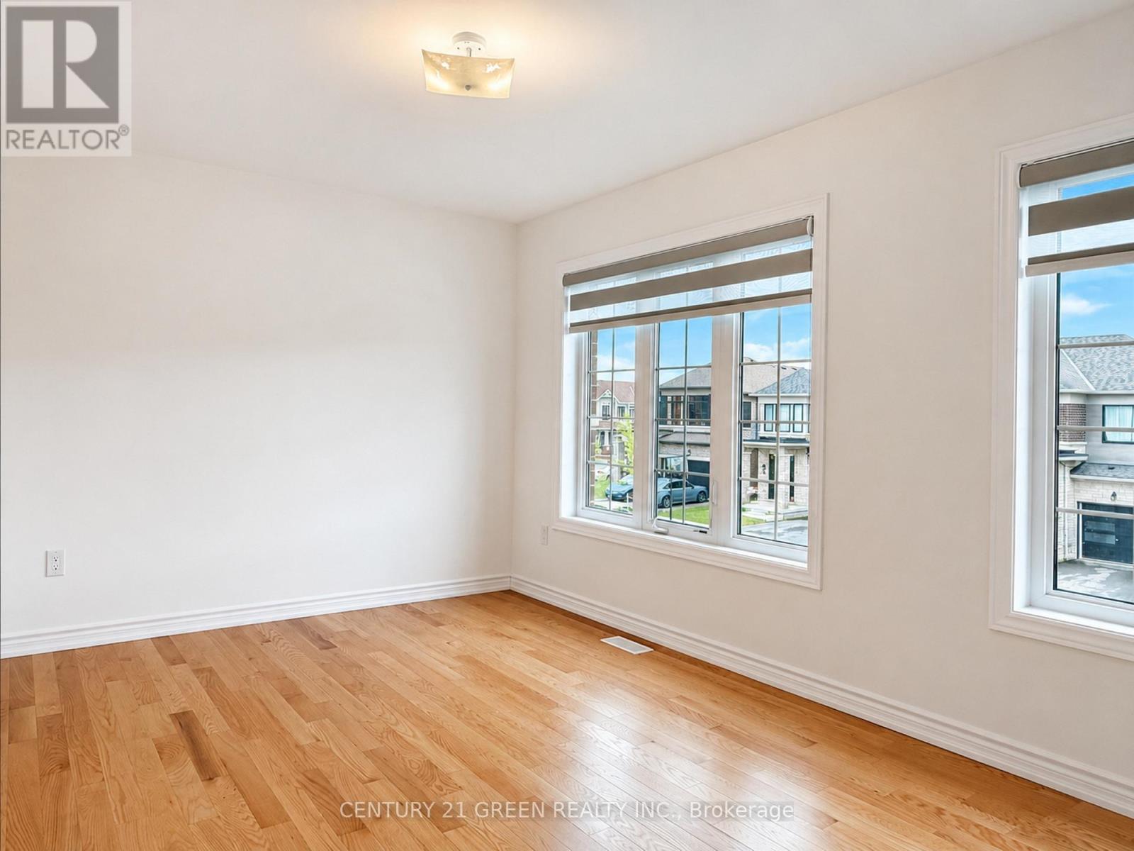 41 DURHAM AVENUE - 19