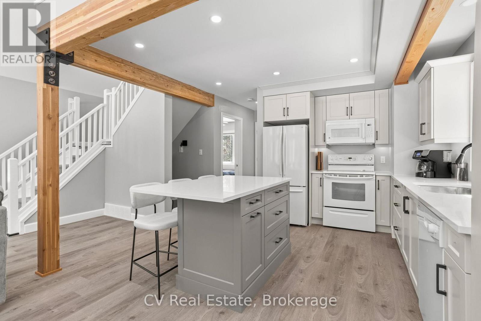 1158 CHETWYND ROAD - 16