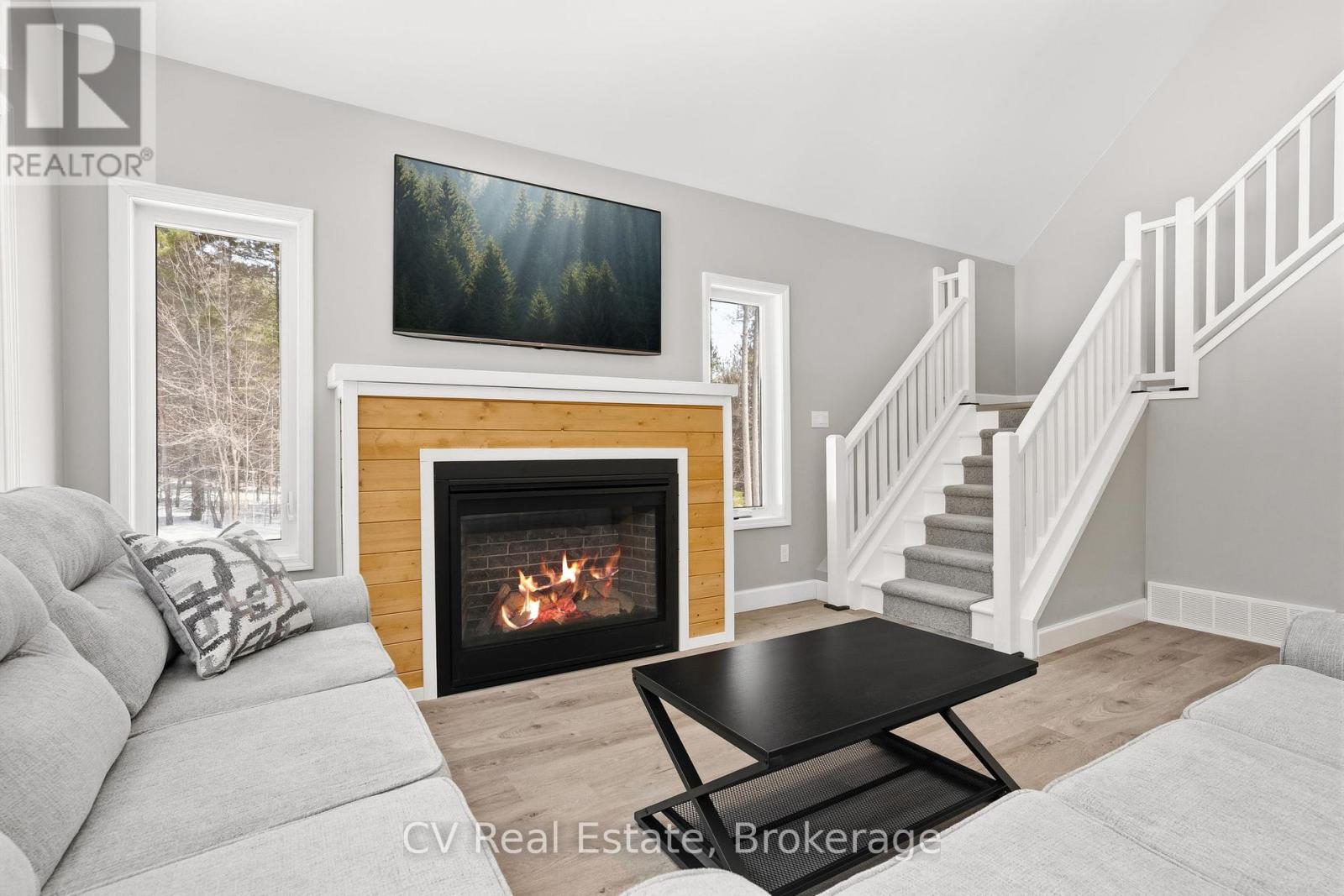1158 CHETWYND ROAD - 12