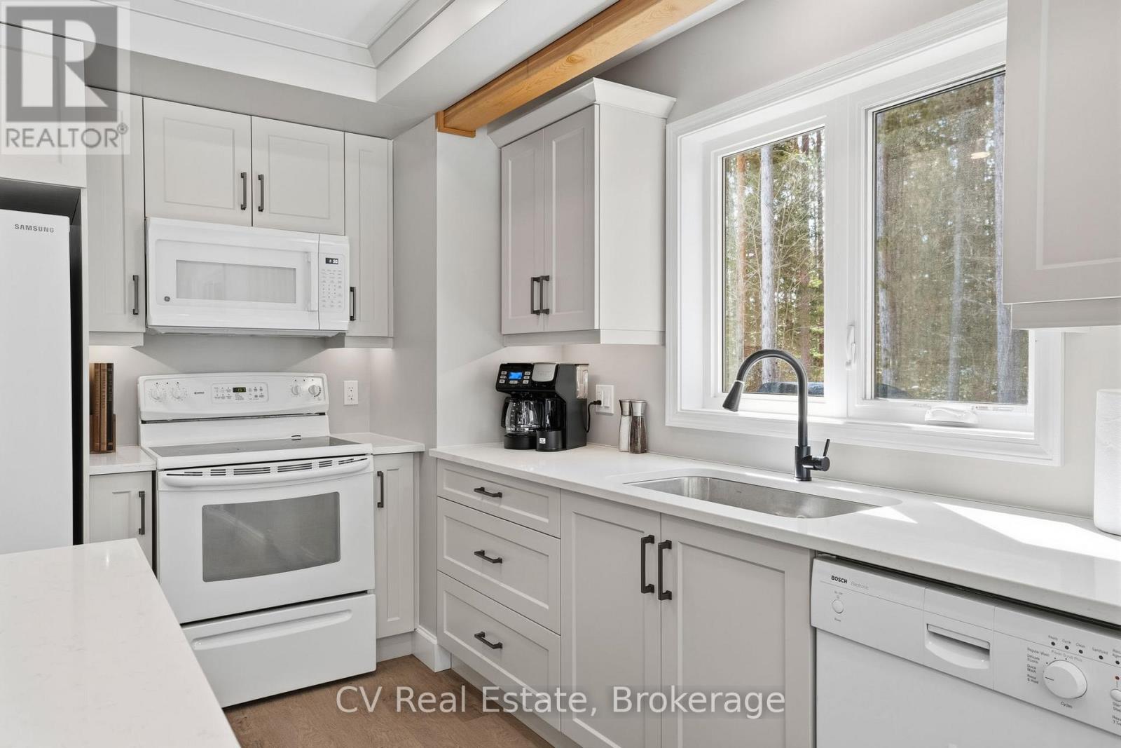1158 CHETWYND ROAD - 15