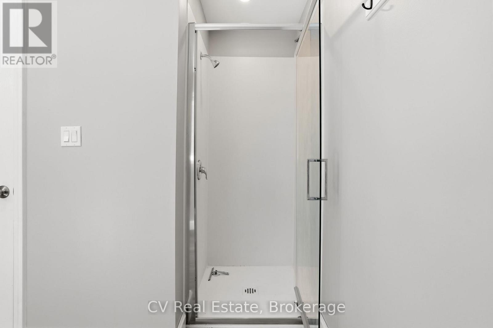 1158 CHETWYND ROAD - 22