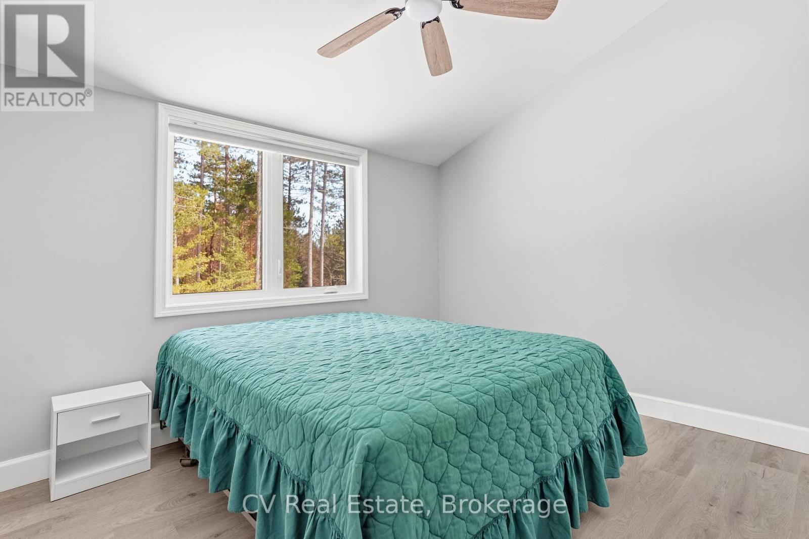 1158 CHETWYND ROAD - 28