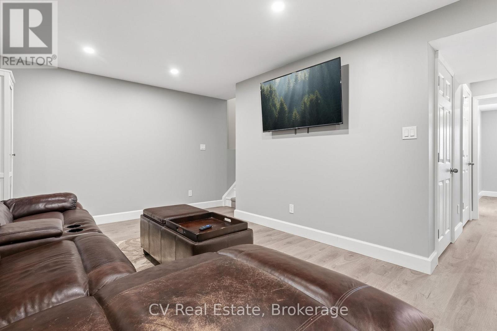 1158 CHETWYND ROAD - 34