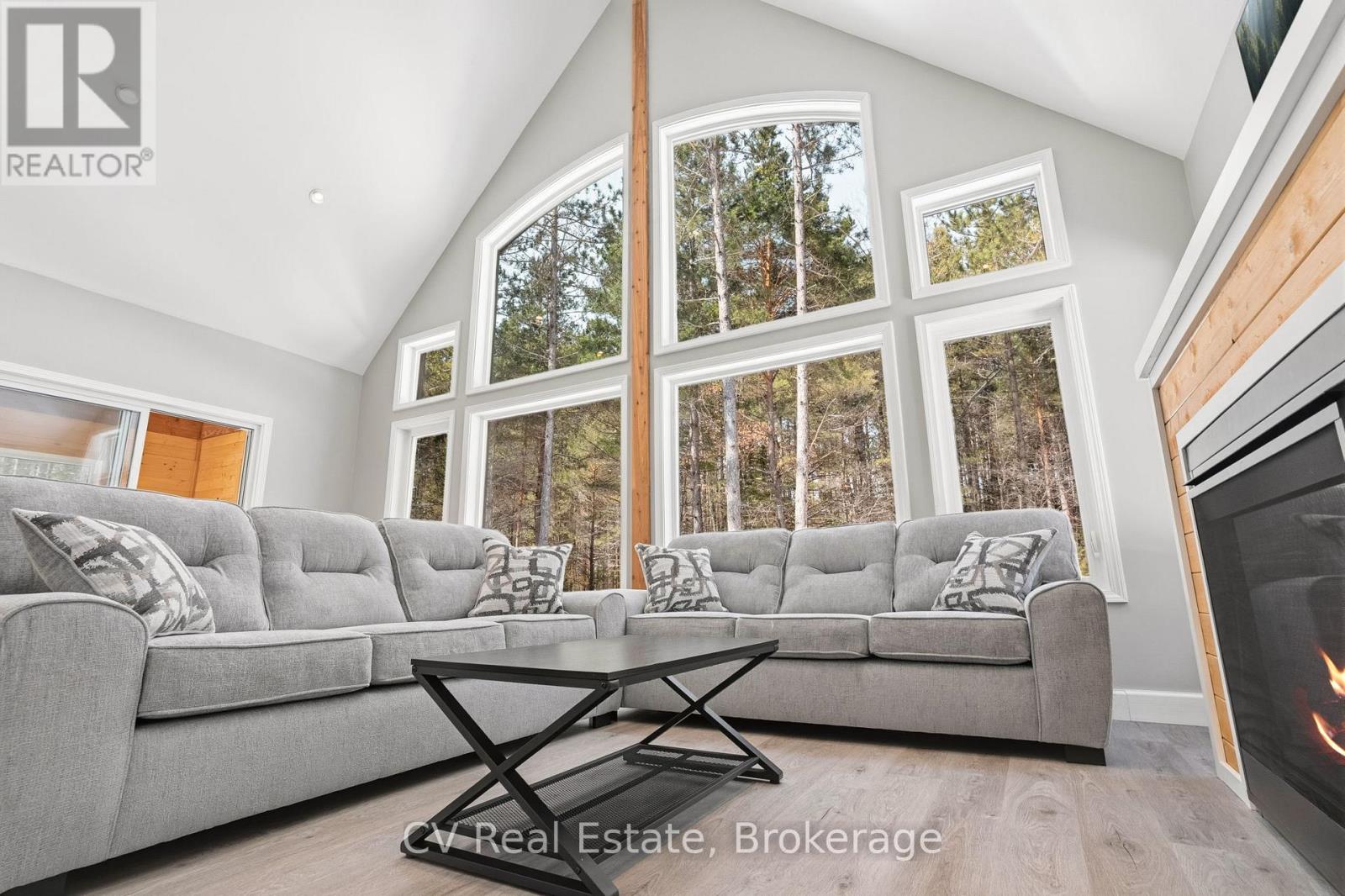 1158 CHETWYND ROAD - 9
