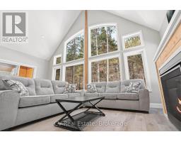 Family room - 1158 Chetwynd Road, Armour, ON P0A1C0 Photo 9