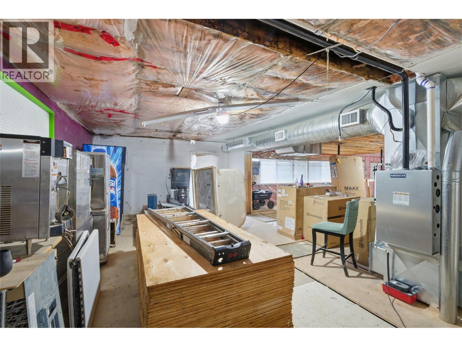 1502 Coldwater Avenue - 15