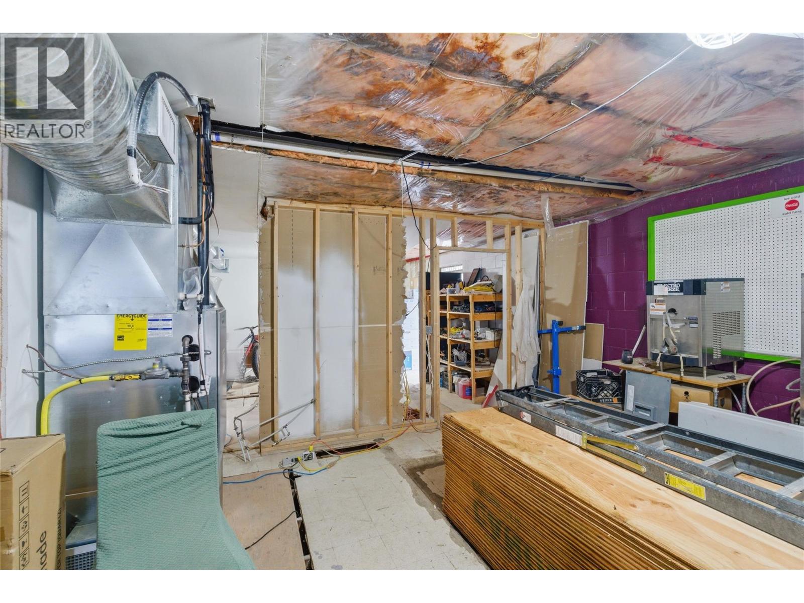 1502 Coldwater Avenue - Image 17