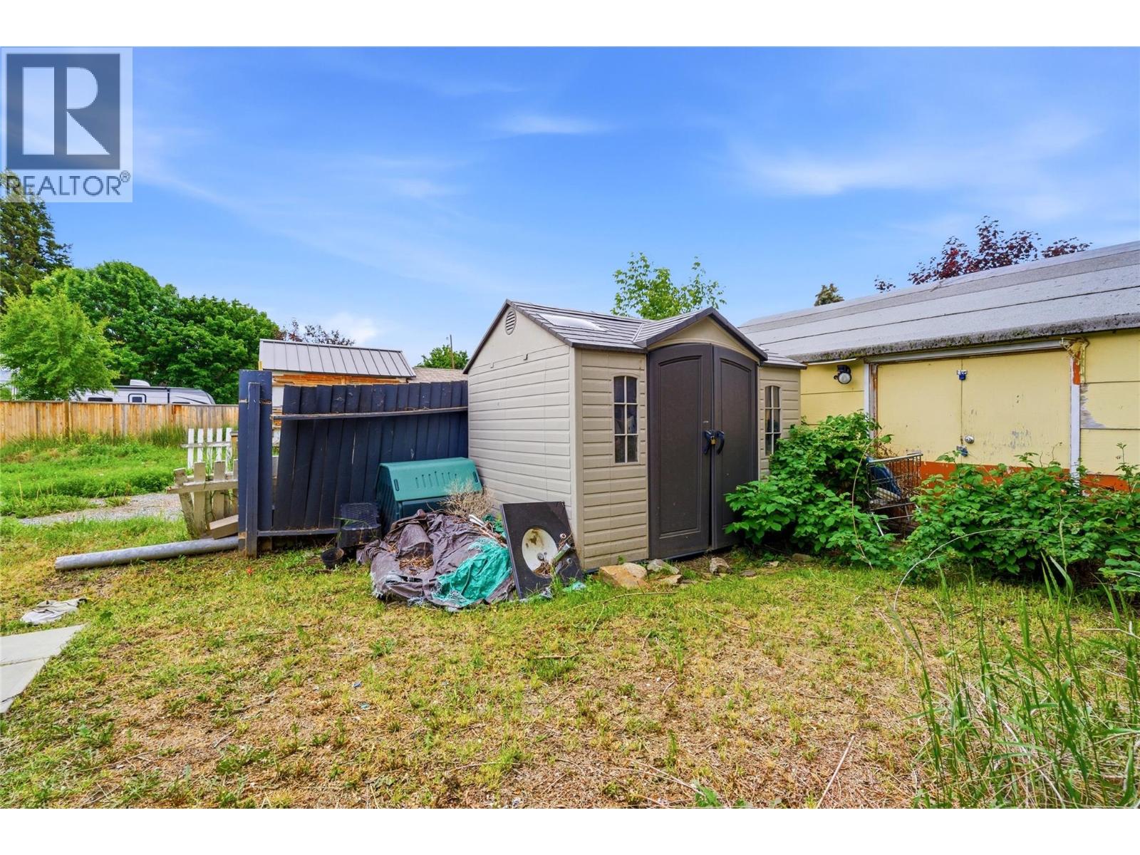1502 Coldwater Avenue - 32