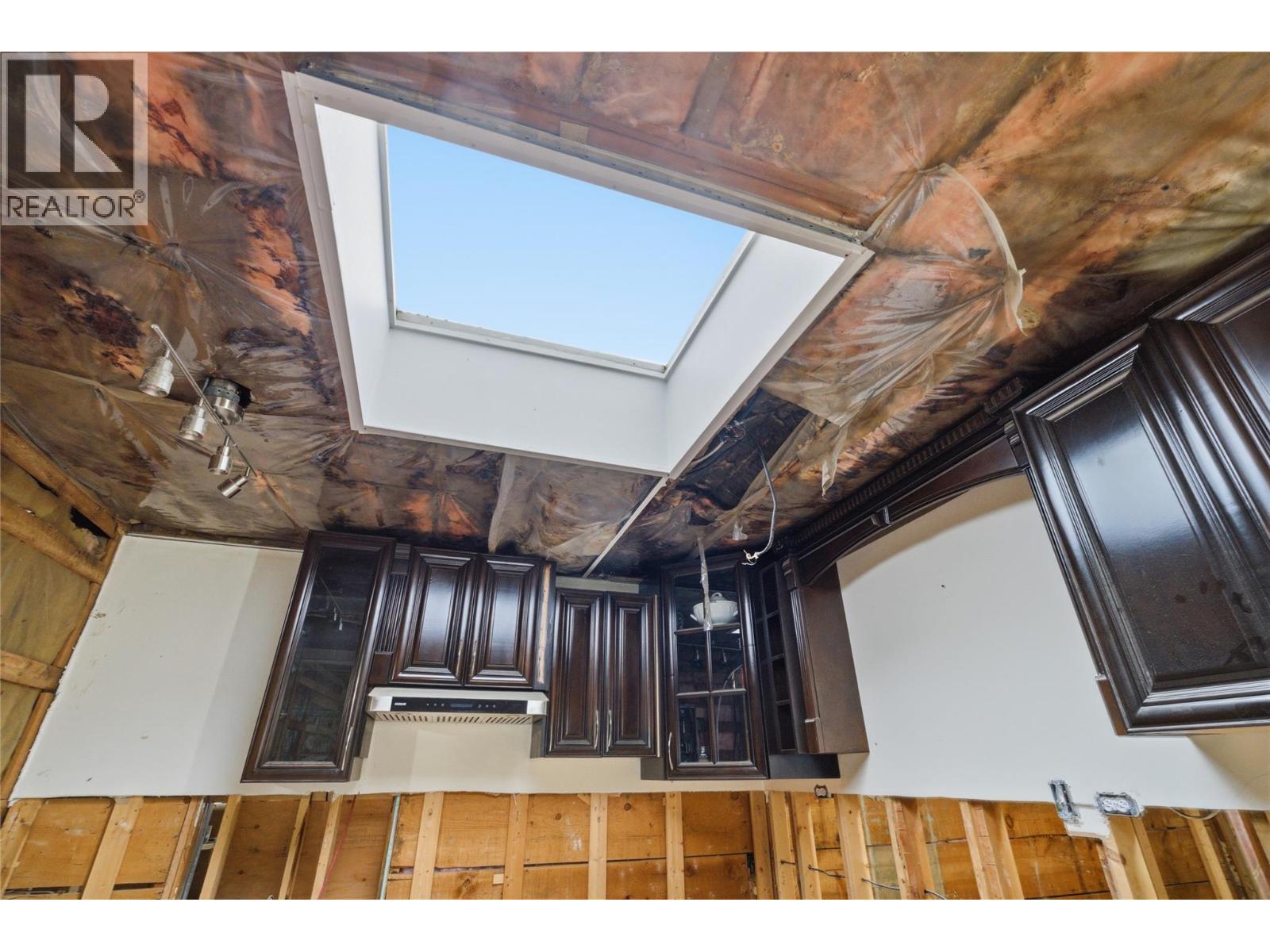 1502 Coldwater Avenue - Image 6
