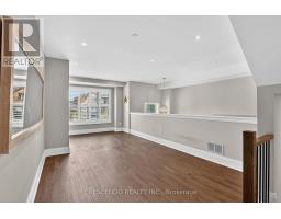 455 Rimilton Avenue, Toronto, ON M8W2G7 Photo 15