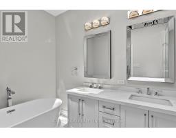 455 Rimilton Avenue, Toronto, ON M8W2G7 Photo 24