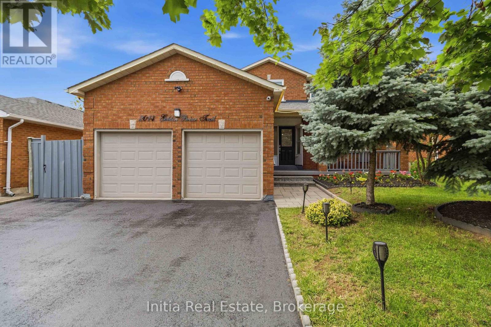 Double Car Garage & Walkway