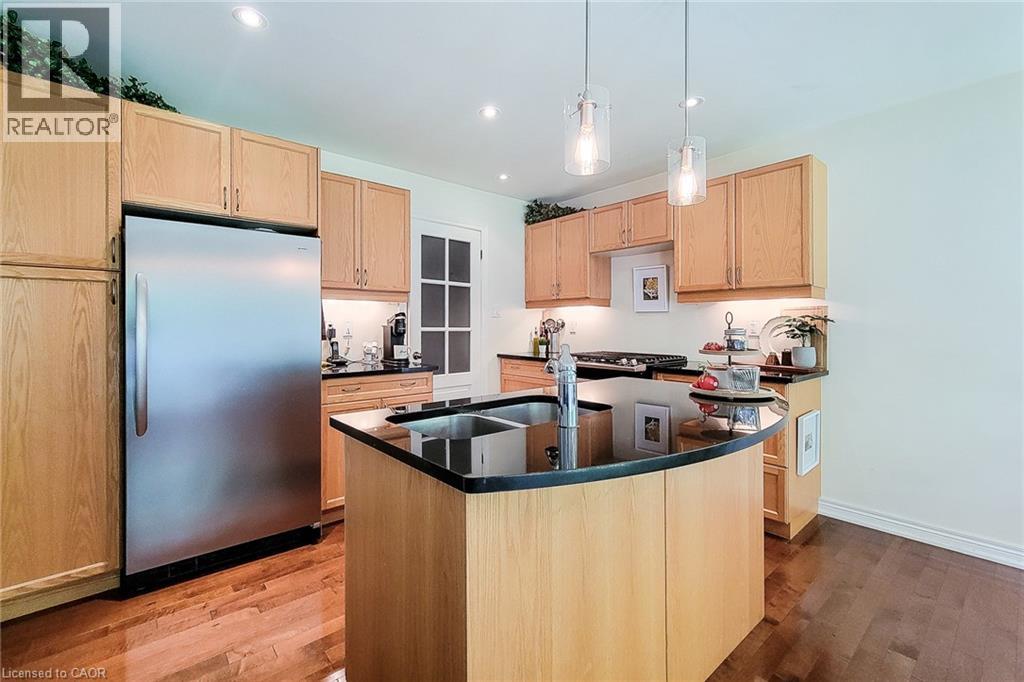 6687 ST MICHAEL Avenue - 16