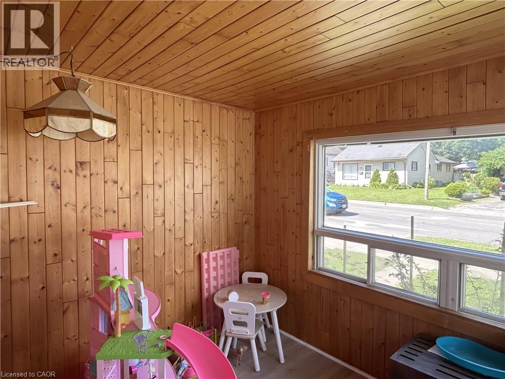 3-bedroom home for sale at 191 QUEEN Street N, Simcoe ON · photo 7 of 26