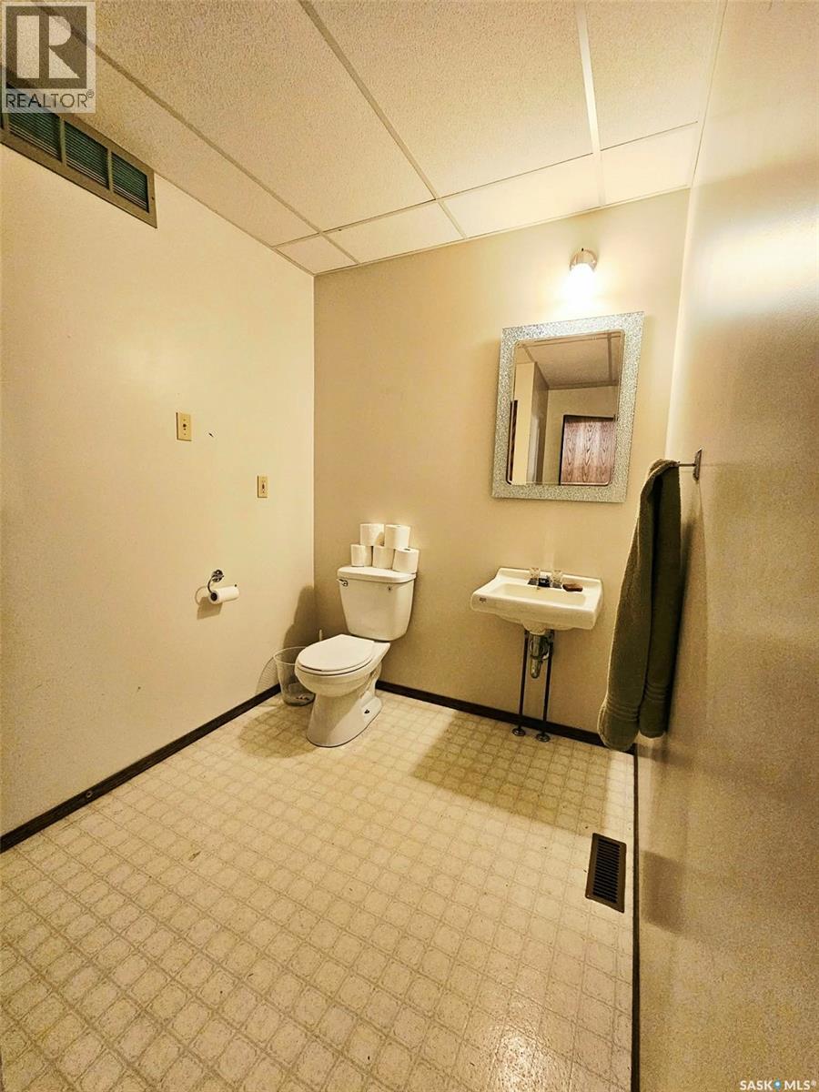 506 Main STREET — photo 24