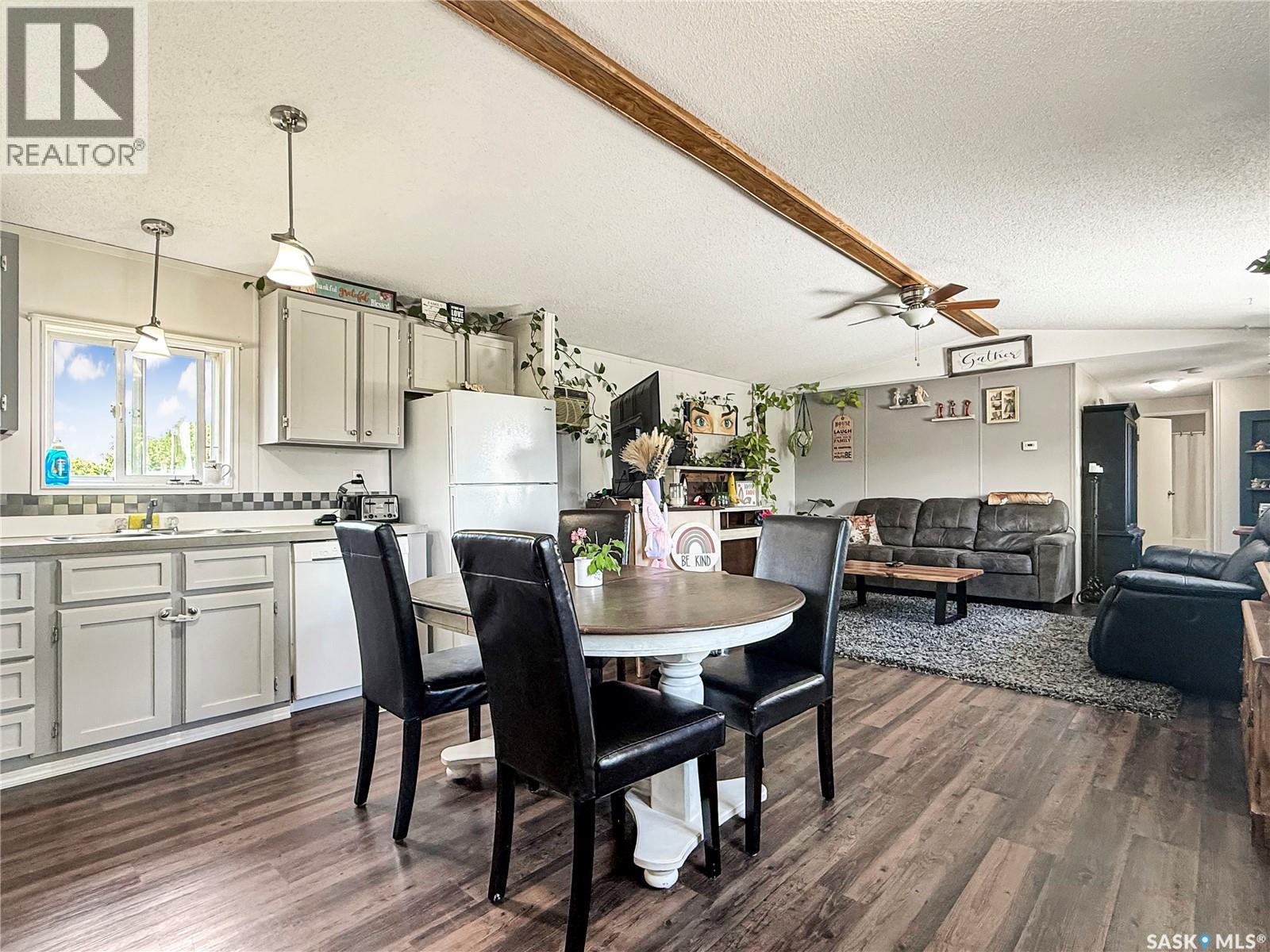 424 Jerome STREET - 3