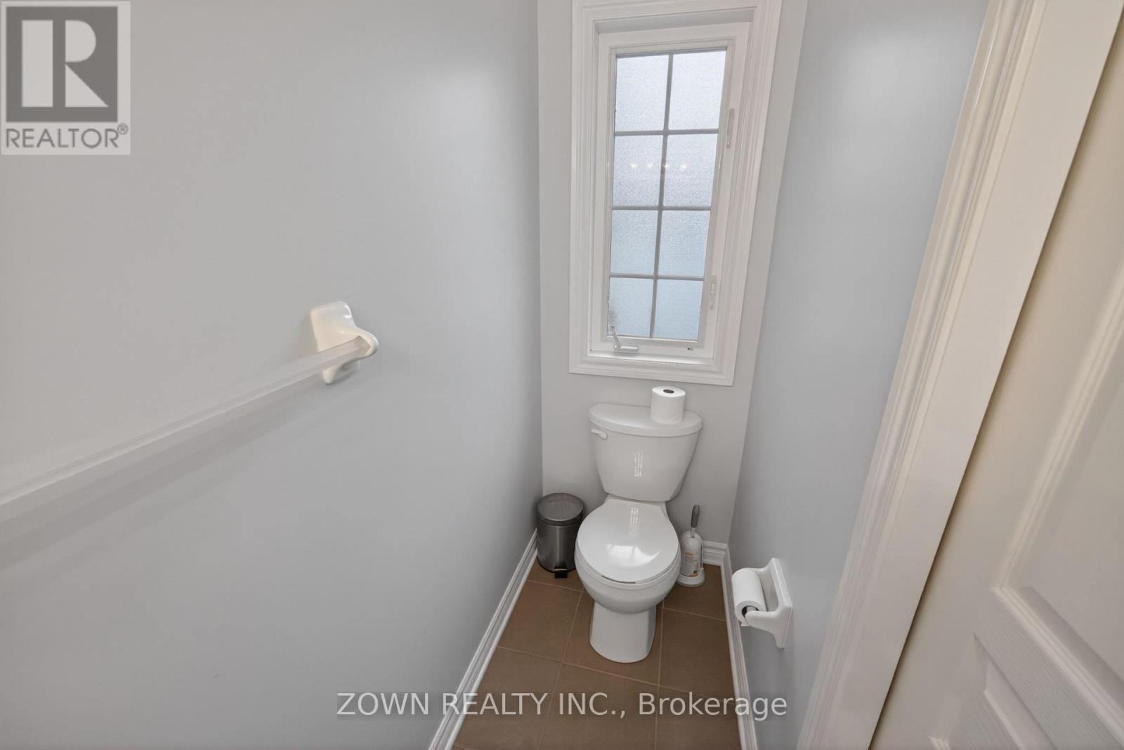 3 Bed, 3 Bath House for Sale in Ottawa – 356 KINGBROOK DRIVE, Ottawa – MLS# X13468634 - Image 10