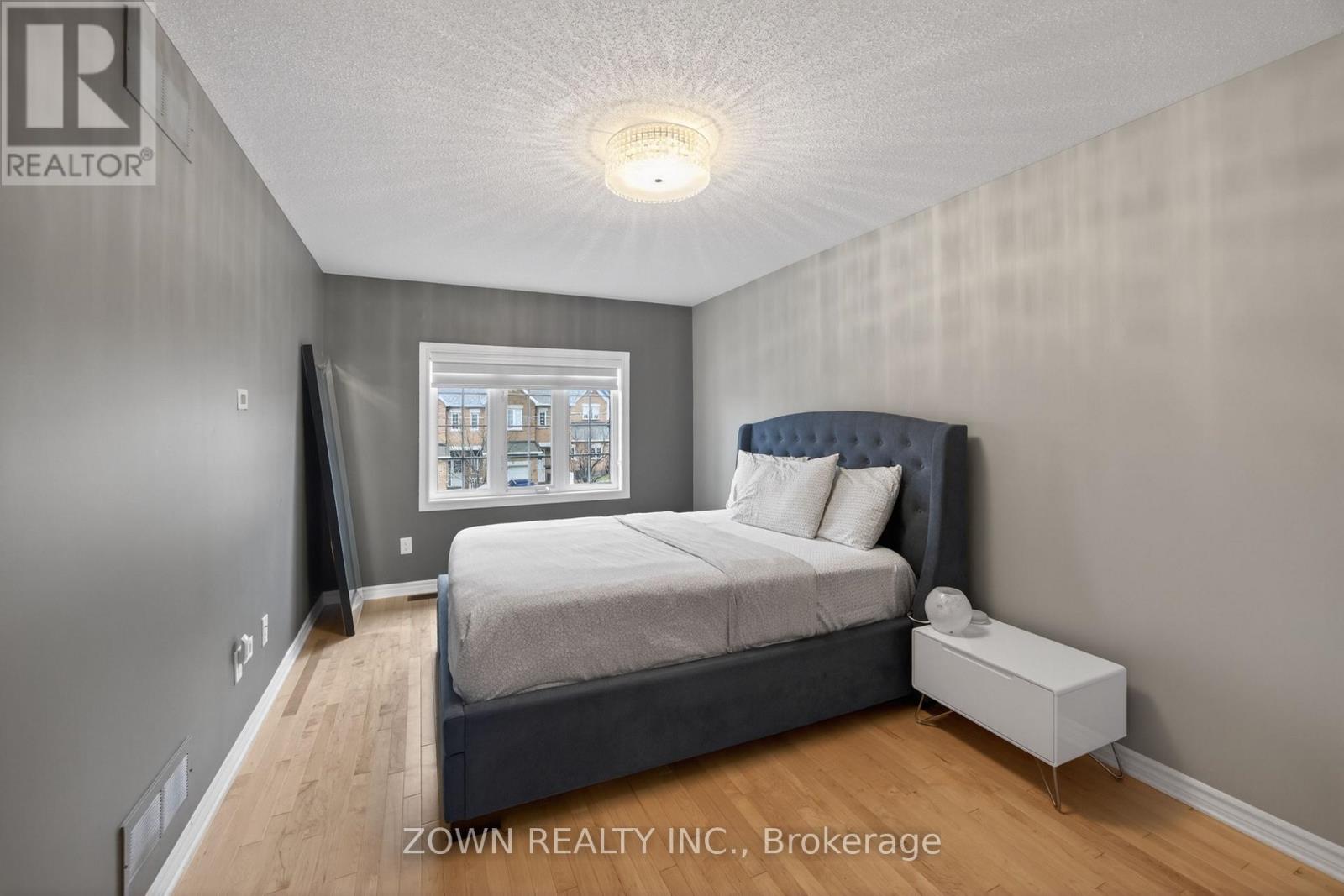 3 Bed, 3 Bath House for Sale in Ottawa – 356 KINGBROOK DRIVE, Ottawa – MLS# X13468634 - Image 12