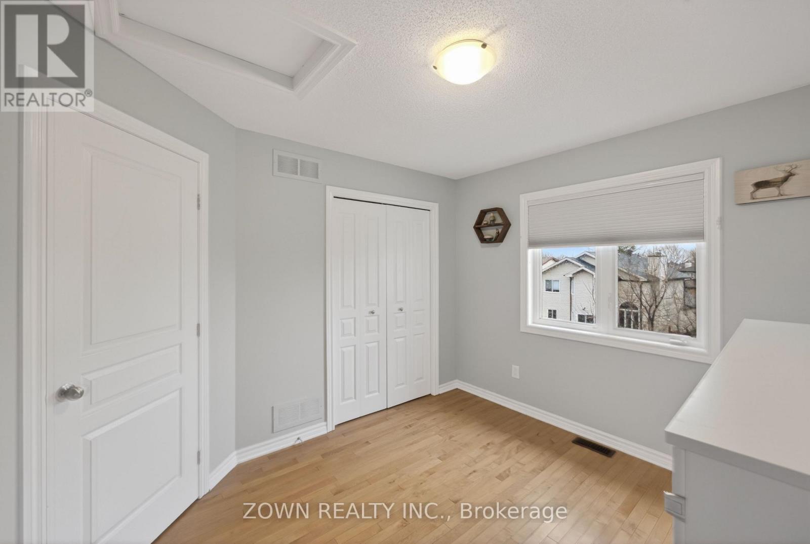 3 Bed, 3 Bath House for Sale in Ottawa – 356 KINGBROOK DRIVE, Ottawa – MLS# X13468634 - Image 17