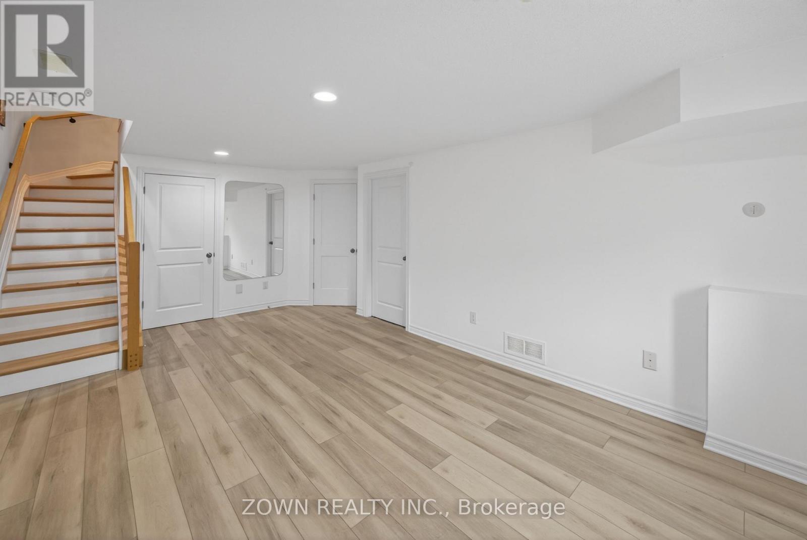 3 Bed, 3 Bath House for Sale in Ottawa – 356 KINGBROOK DRIVE, Ottawa – MLS# X13468634 - Image 18