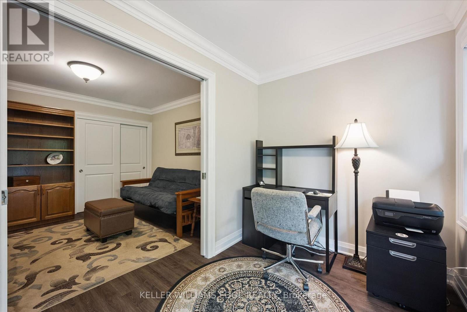 32 CARDINAL MINDSZENTY BOULEVARD - 24