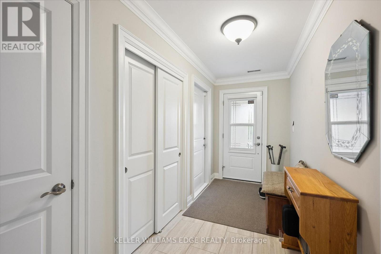 32 CARDINAL MINDSZENTY BOULEVARD - Image 6