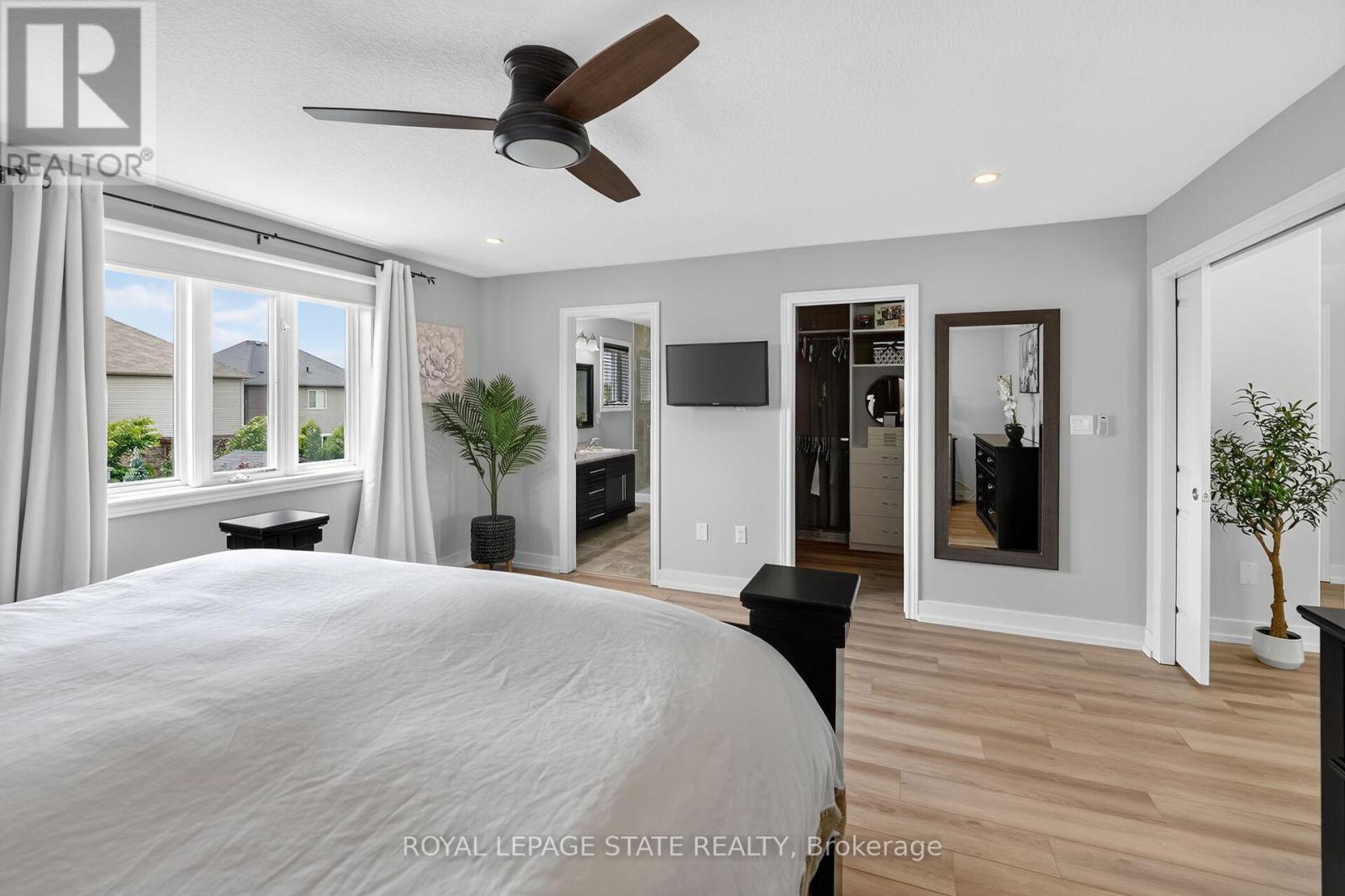 387 MURRAY STREET - 21