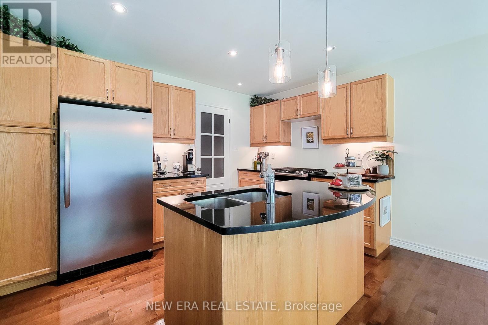 6687 ST MICHAEL AVENUE - 16