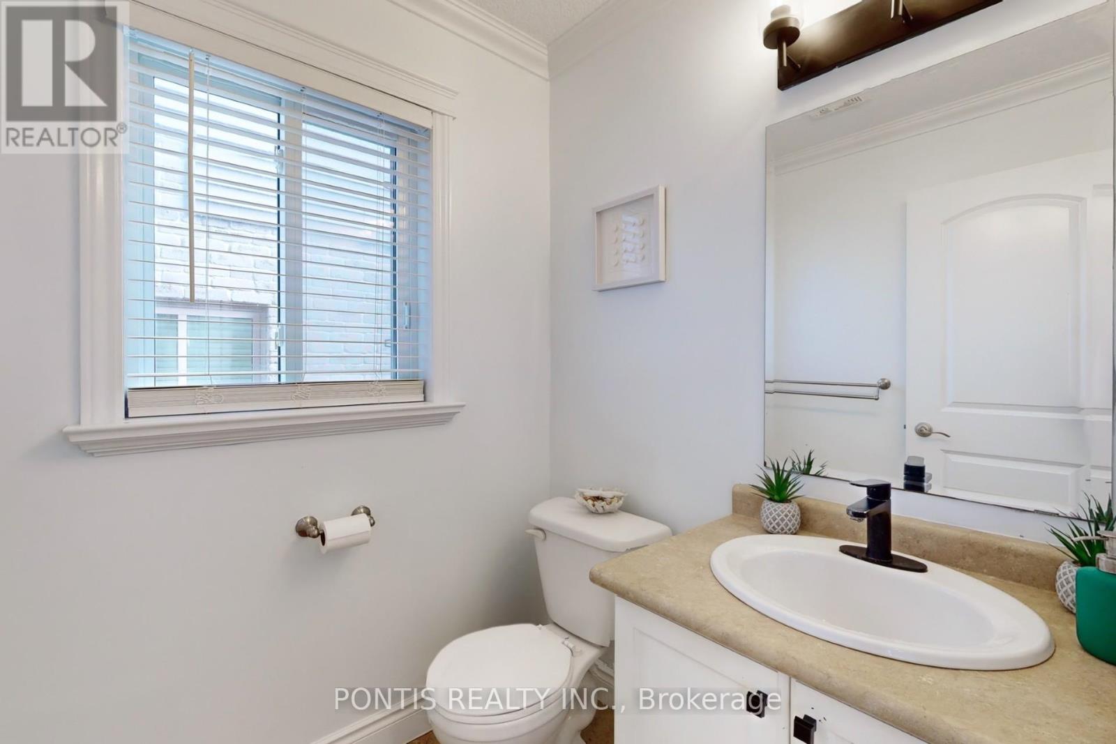 83 HINRICHS CRESCENT - 21