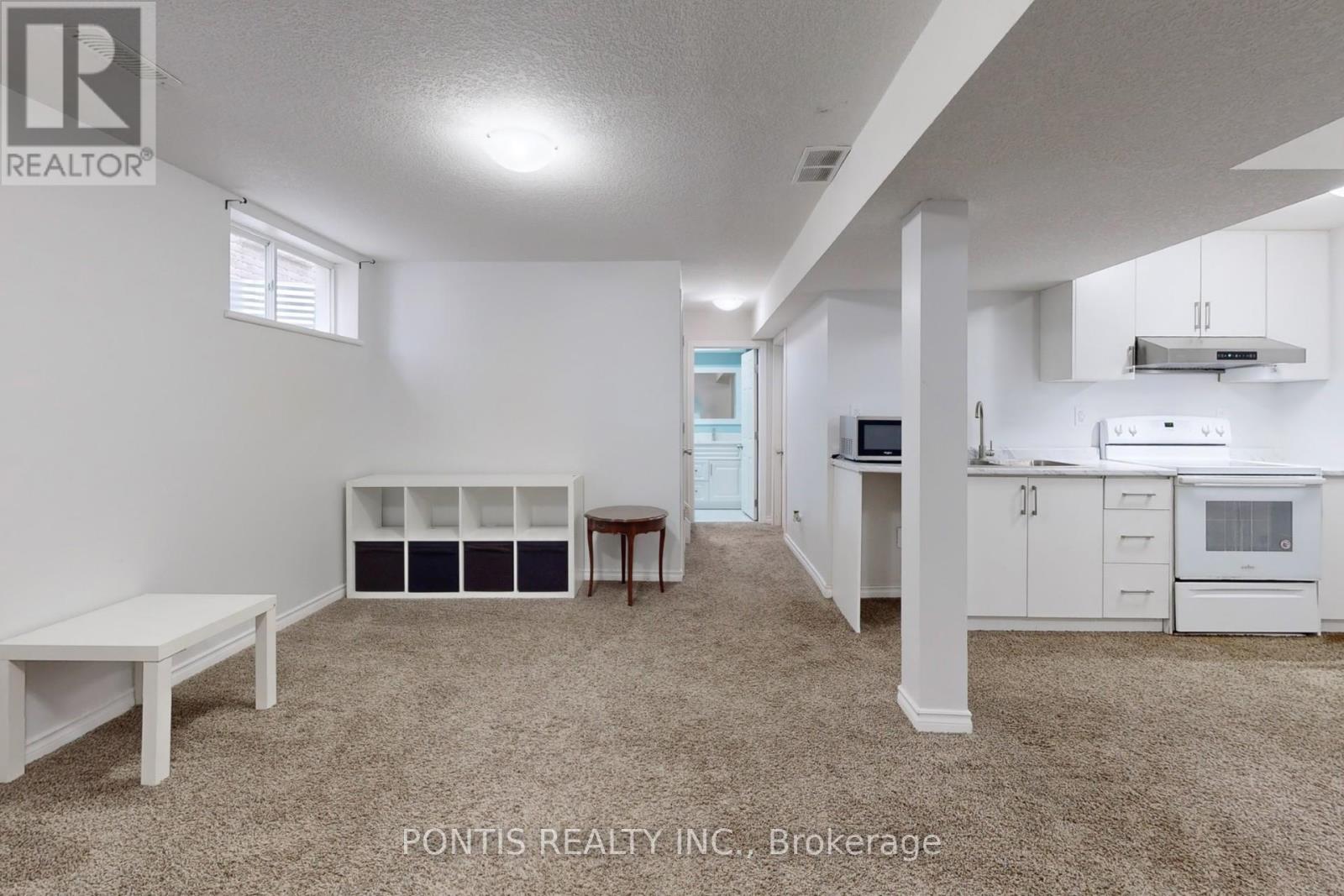 83 HINRICHS CRESCENT - 39