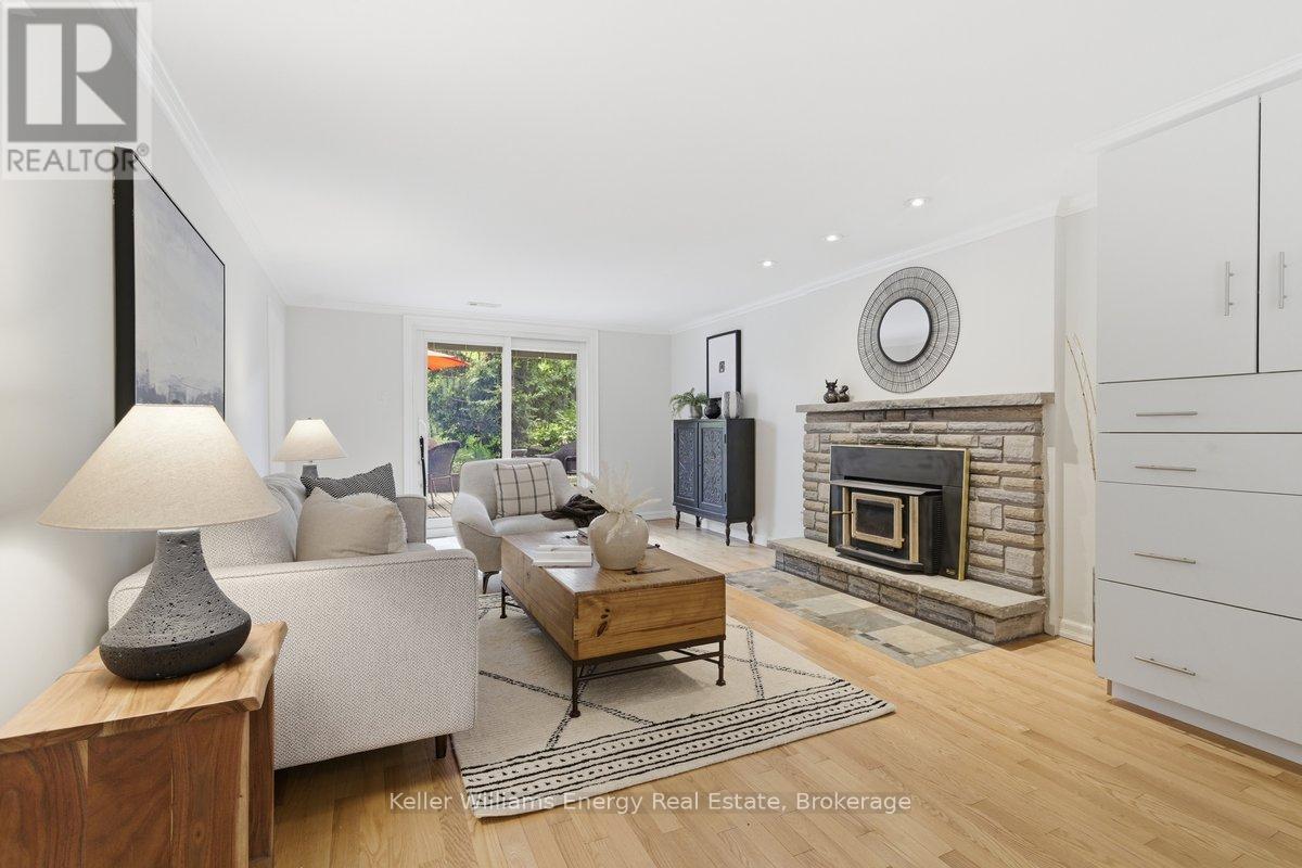 803 RODNEY COURT - 19