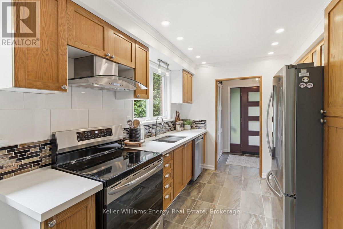 803 RODNEY COURT - 8