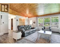 6238 London Road, Lambton Shores, ON N0N1J0 Photo 11