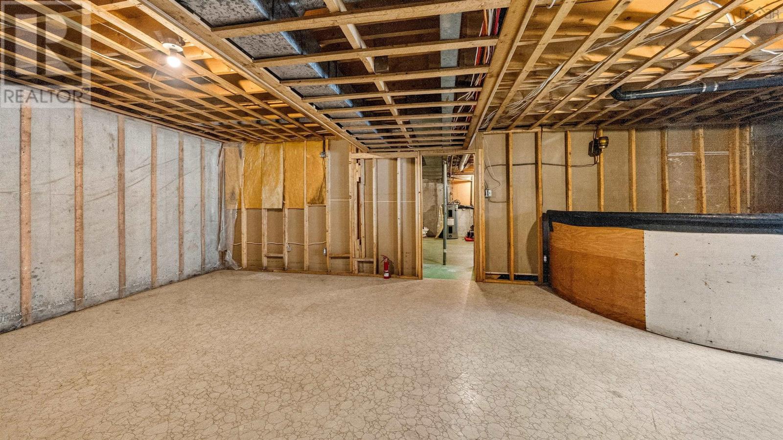 Property 25 of 45 of 156 Alder Crescent