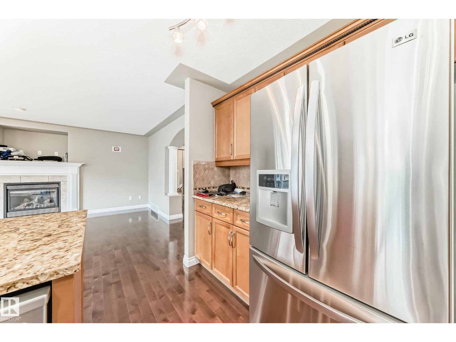 5308 164 AV NW — photo 10