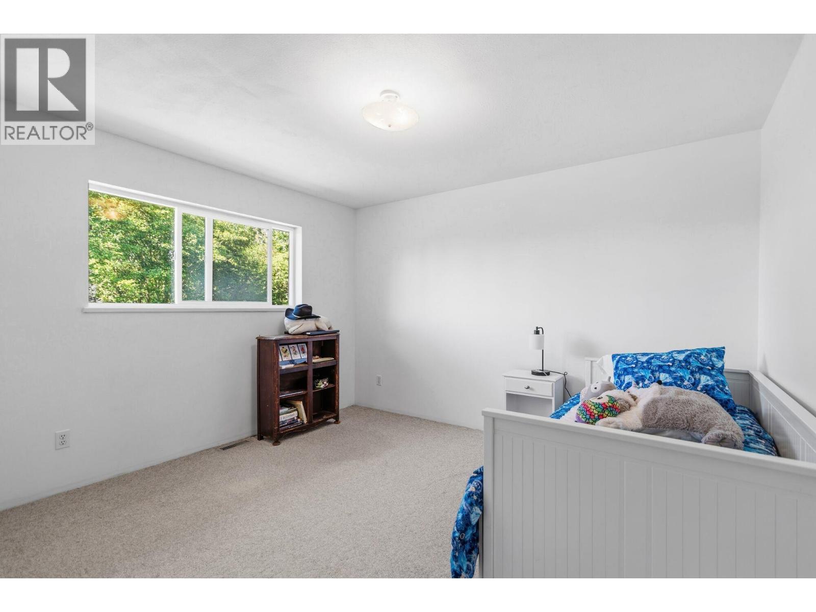 2562 MILES ROAD, Roberts Creek