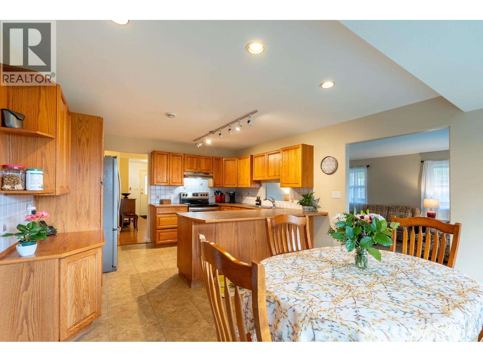 2562 MILES ROAD, Roberts Creek