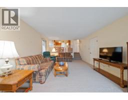 431 Glenbrook Drive, New Westminster, BC V3L5J3 Photo 17