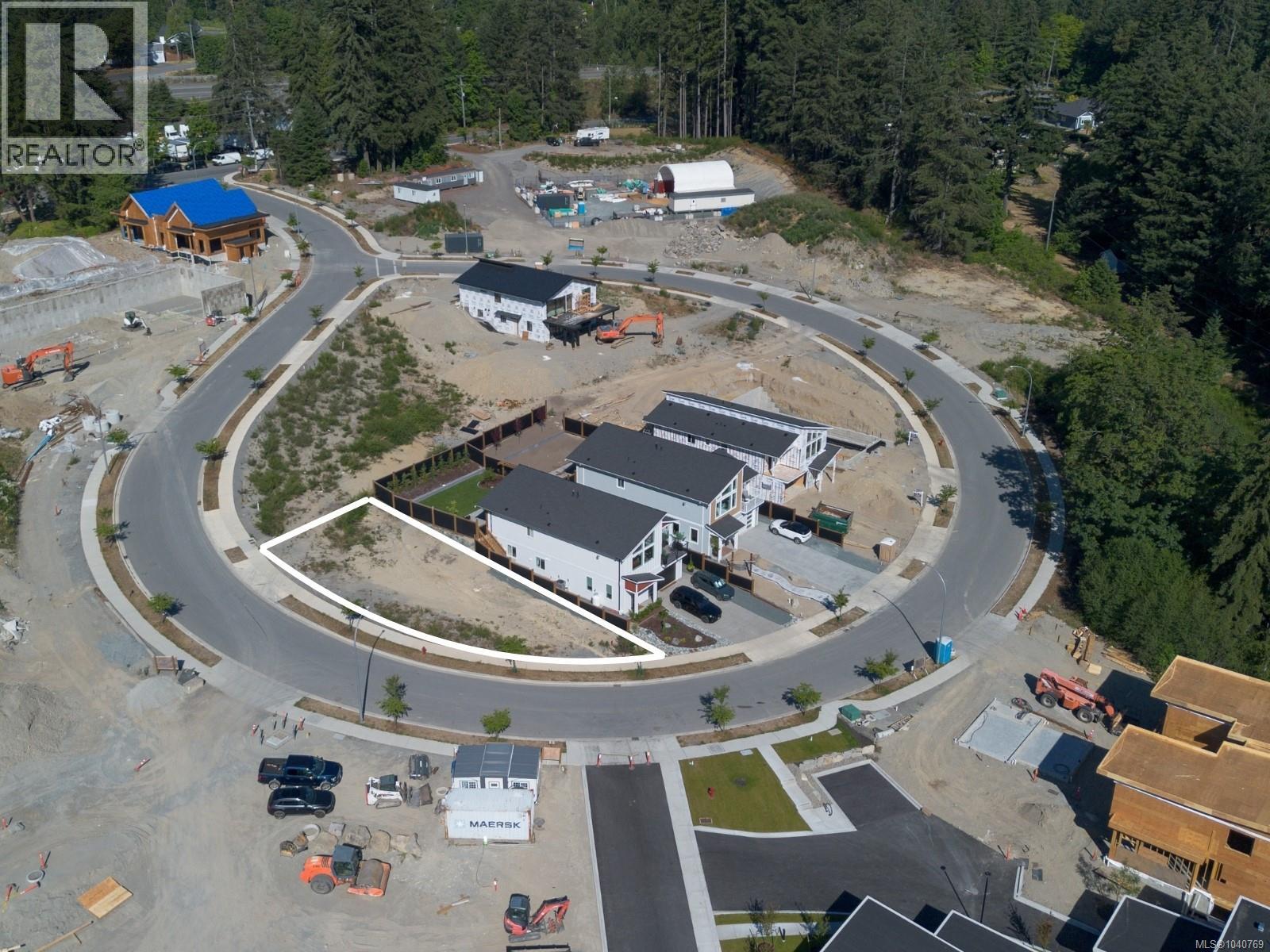 163 Marina View Dr, Ladysmith