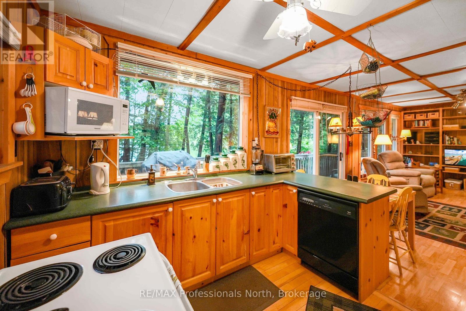 1420 MOOSE LAKE ROAD - 22
