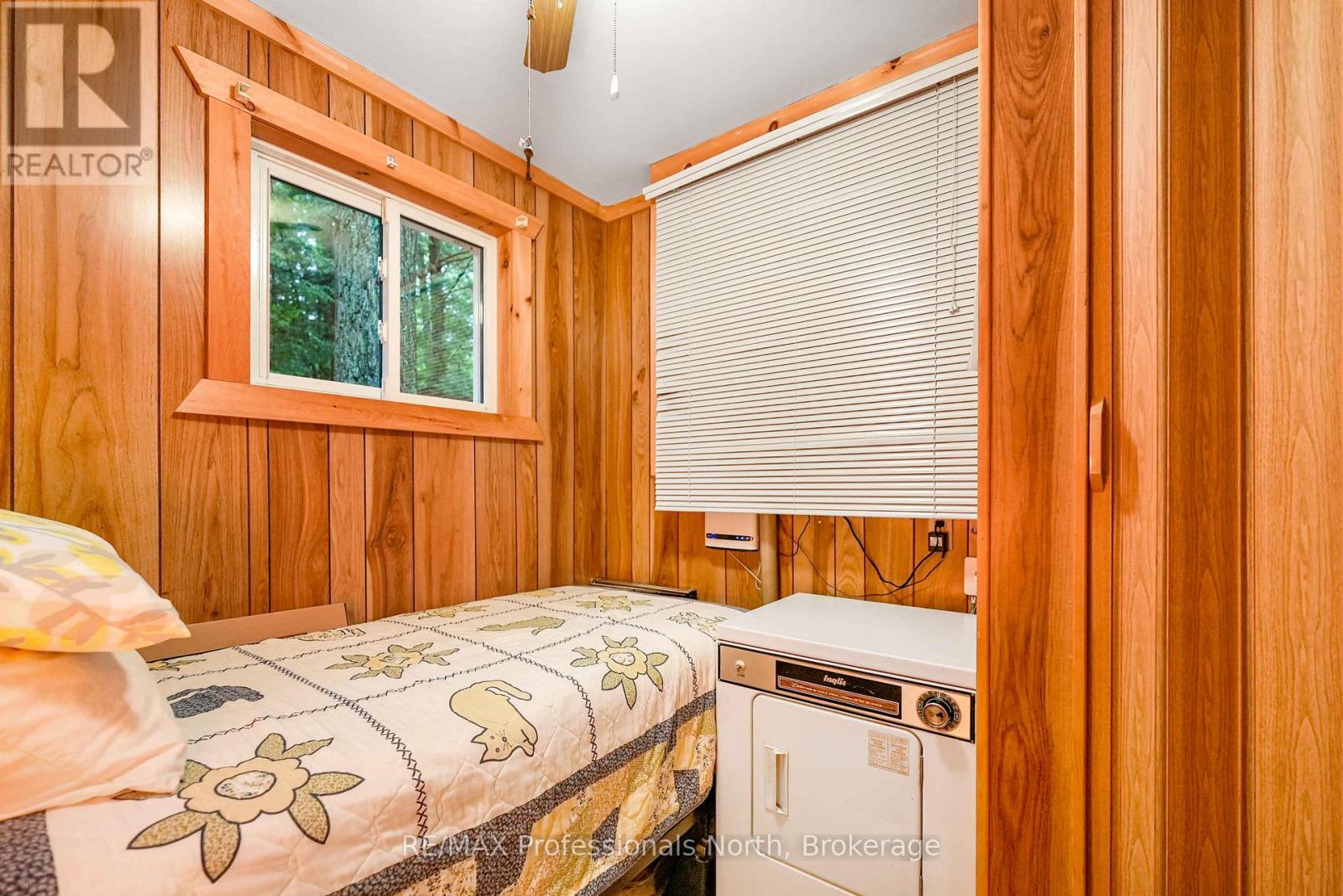 1420 MOOSE LAKE ROAD - 32