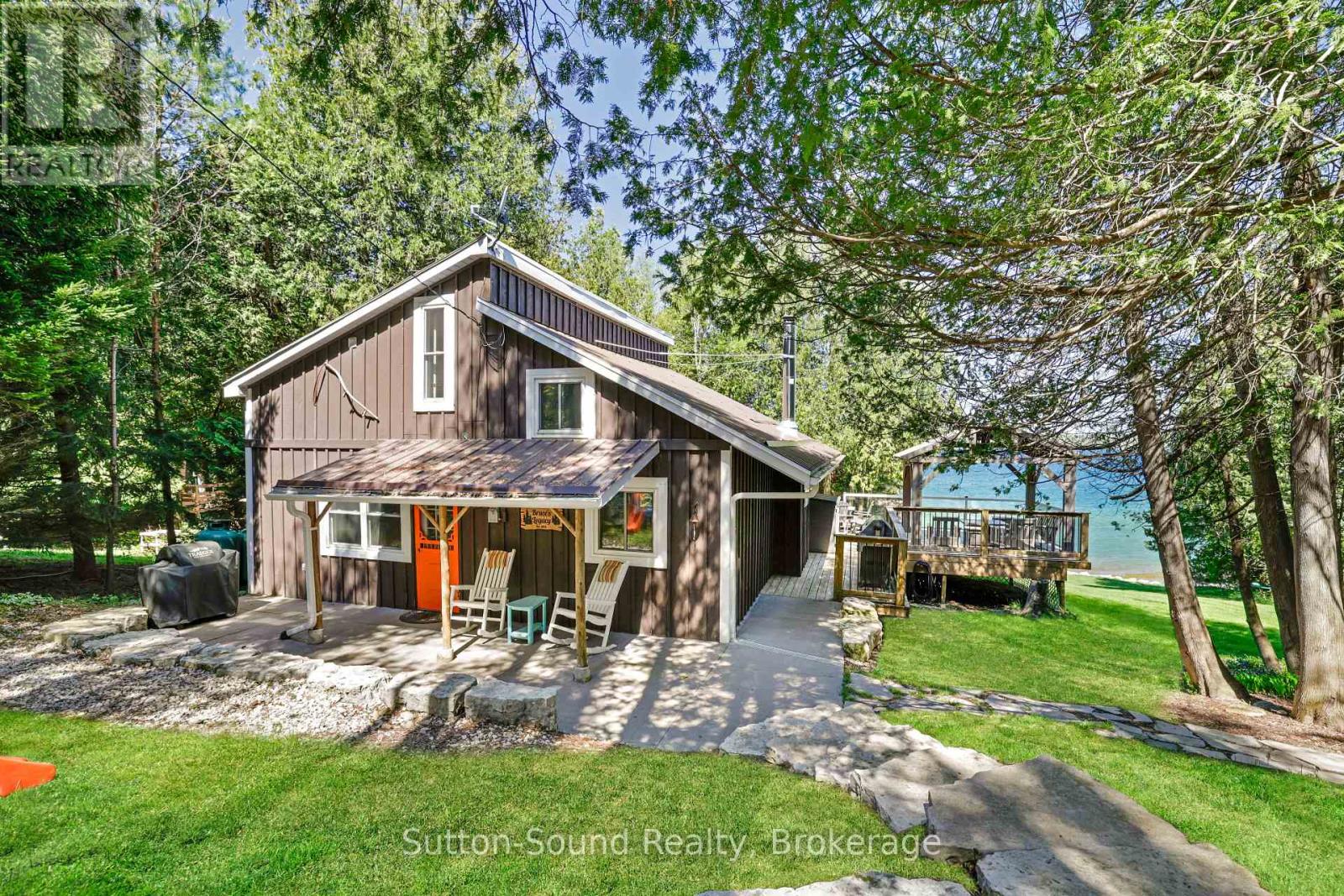 109 DAHL STREET - 1