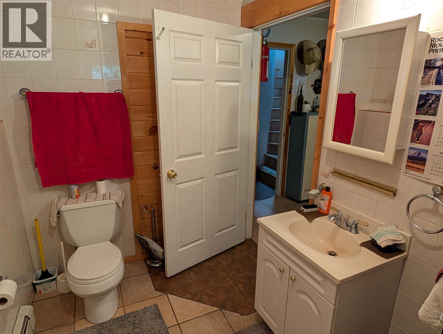 6730 Gold Creek Road - 36