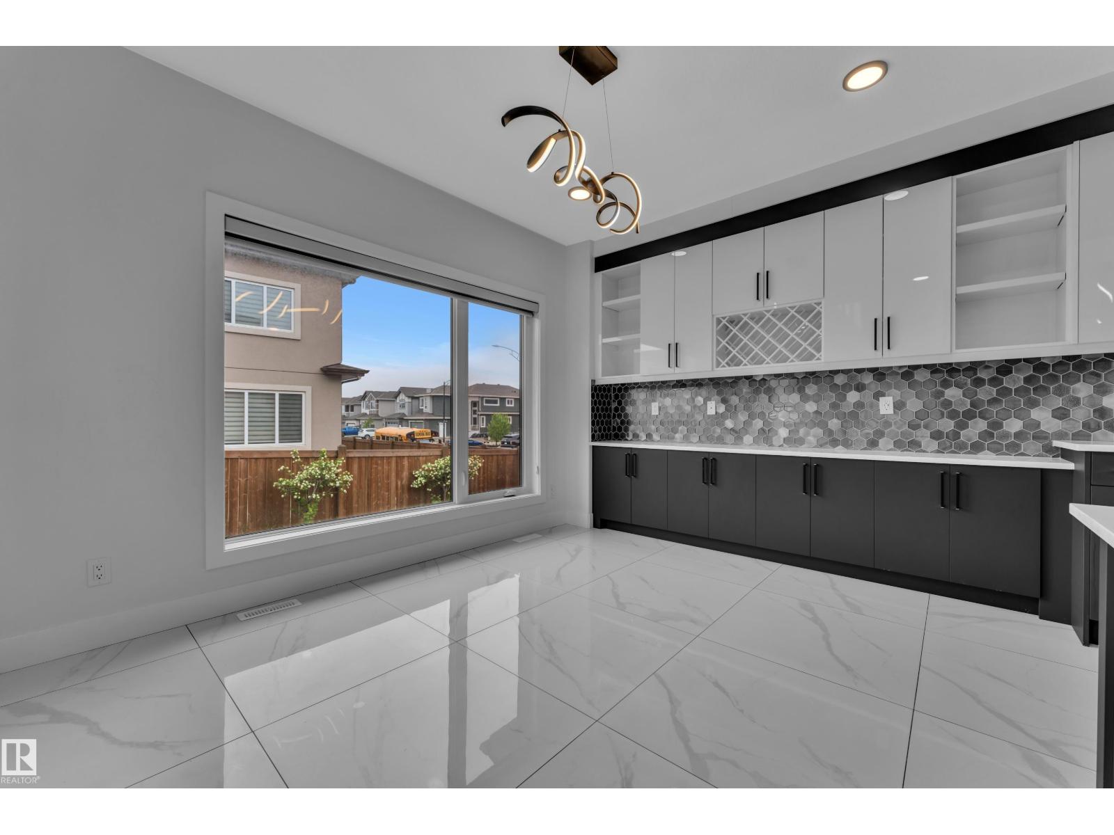 1460 25 ST NW - 16