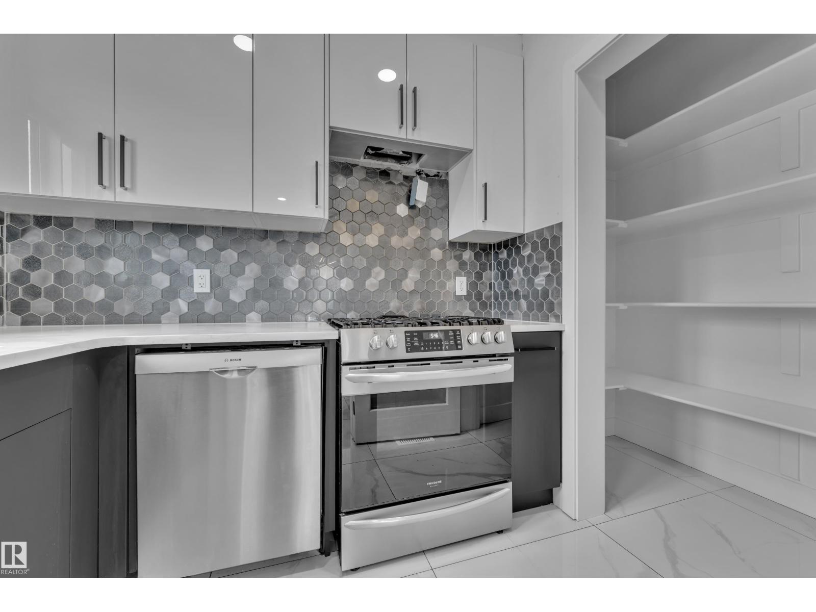 1460 25 ST NW - 21