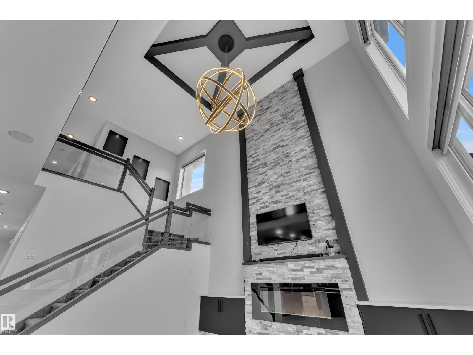 1460 25 ST NW - 23