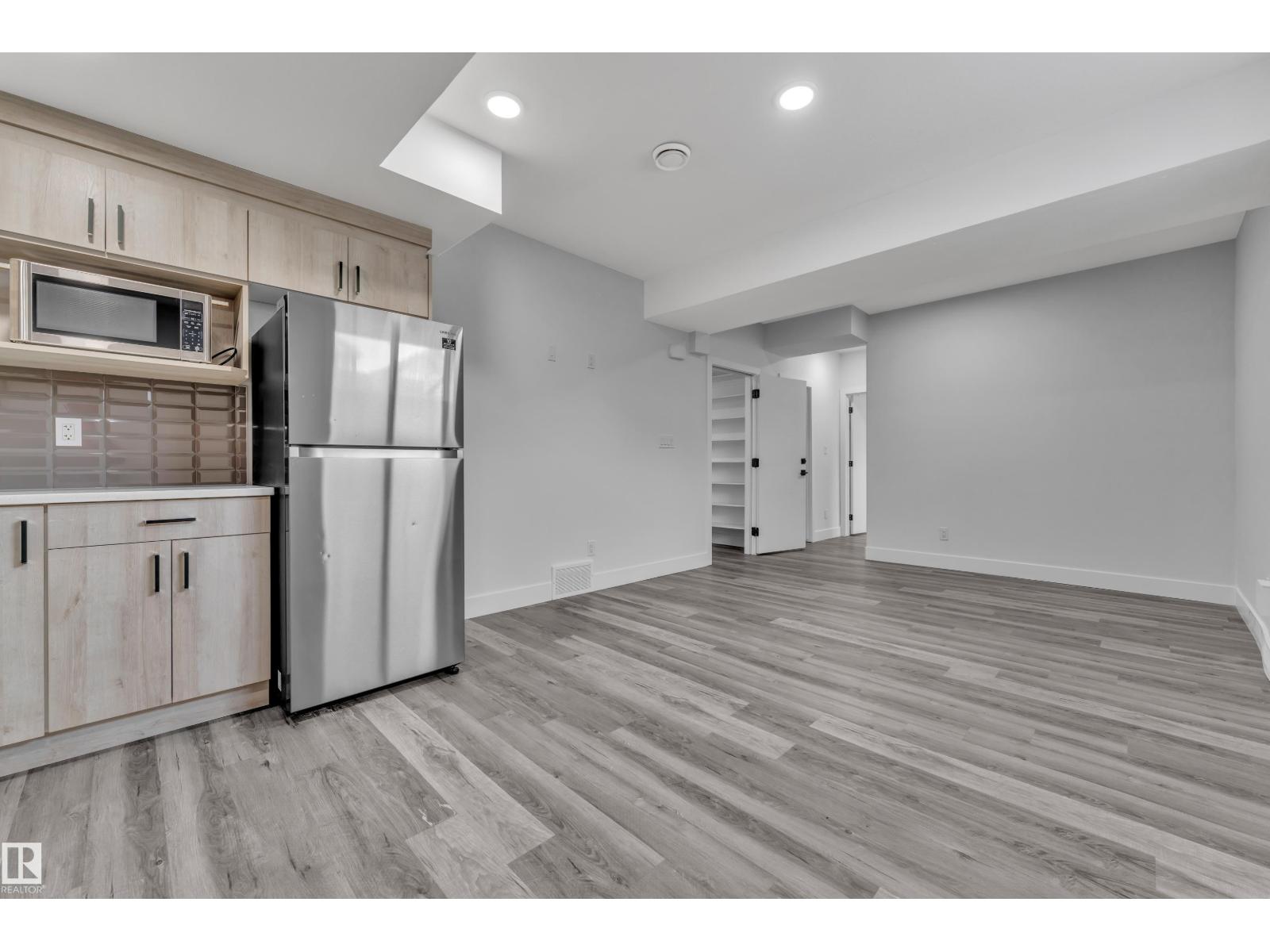 1460 25 ST NW - 47