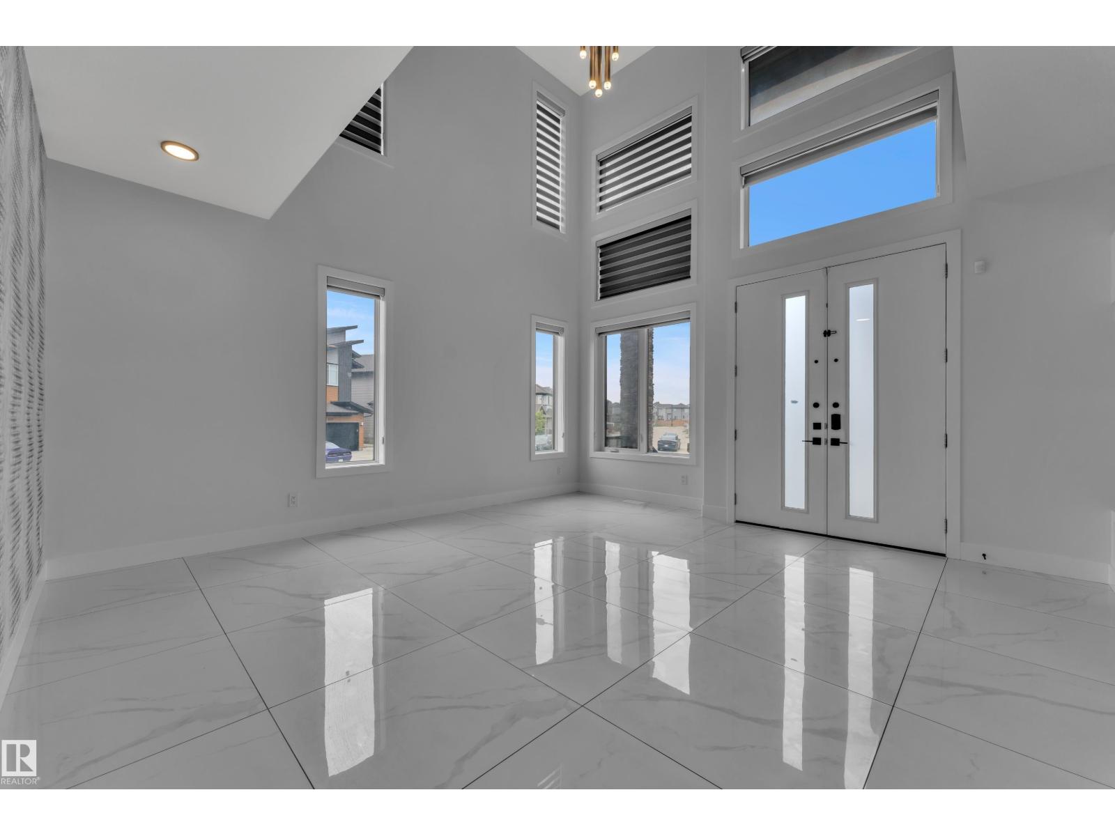 1460 25 ST NW - 5