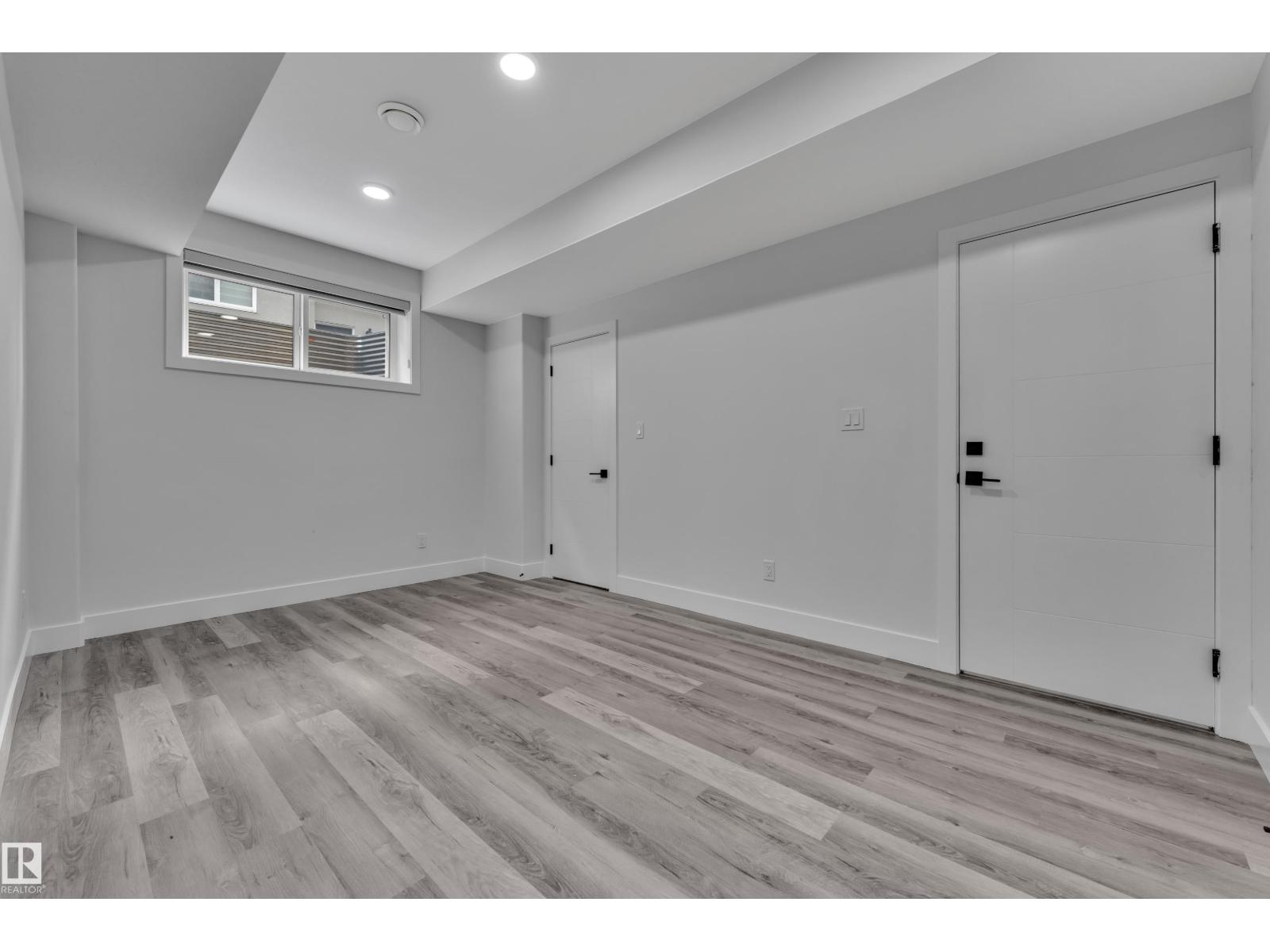 1460 25 ST NW - 55